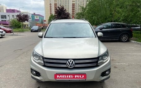 Volkswagen Tiguan I, 2013 год, 1 070 000 рублей, 2 фотография