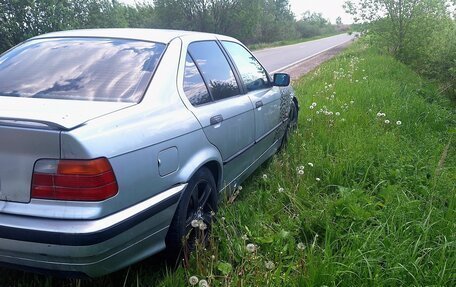BMW 3 серия, 1995 год, 320 000 рублей, 9 фотография