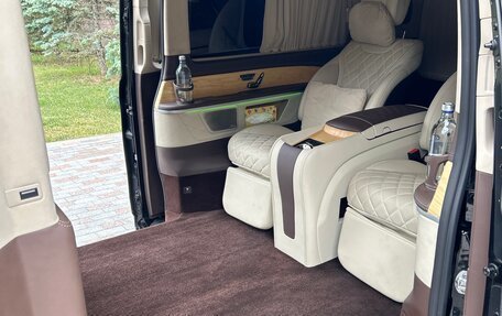 Mercedes-Benz V-Класс, 2021 год, 14 500 000 рублей, 9 фотография