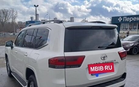 Toyota Land Cruiser, 2022 год, 8 850 000 рублей, 5 фотография