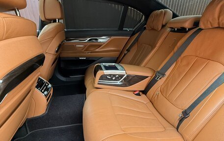 BMW 7 серия, 2016 год, 3 750 000 рублей, 14 фотография