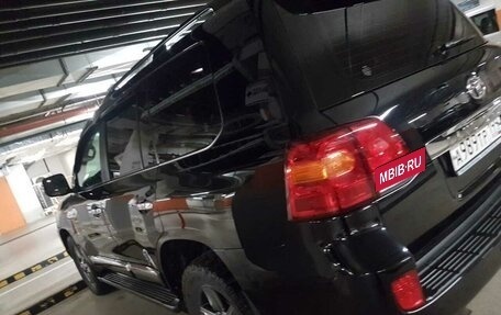 Toyota Land Cruiser 200, 2012 год, 3 290 000 рублей, 10 фотография