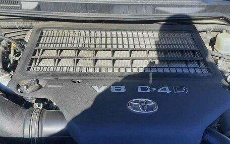 Toyota Land Cruiser 200, 2012 год, 3 290 000 рублей, 11 фотография