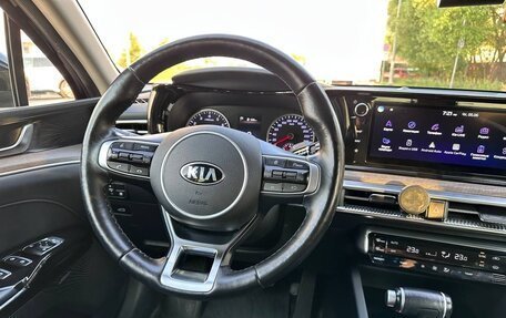 KIA K5, 2021 год, 2 300 000 рублей, 7 фотография