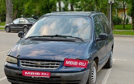 Chrysler Voyager III, 2000 год, 205 000 рублей, 12 фотография