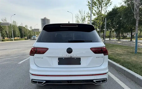 Volkswagen Tiguan II, 2022 год, 2 690 090 рублей, 9 фотография