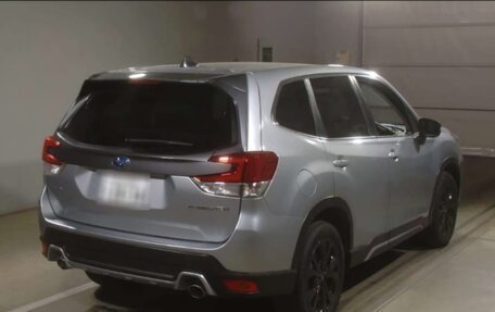 Subaru Forester, 2021 год, 2 900 000 рублей, 2 фотография