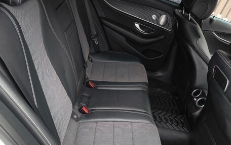 Mercedes-Benz E-Класс, 2018 год, 2 840 000 рублей, 14 фотография
