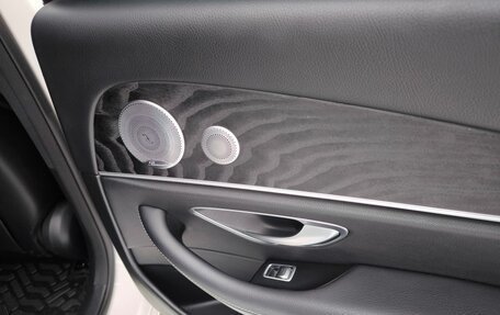 Mercedes-Benz E-Класс, 2018 год, 2 840 000 рублей, 11 фотография