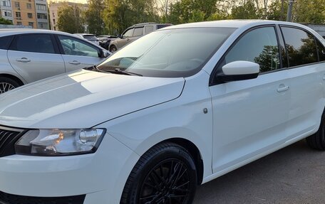 Skoda Rapid I, 2015 год, 850 000 рублей, 3 фотография