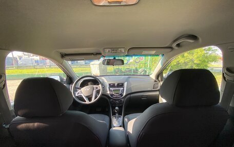 Hyundai Solaris II рестайлинг, 2011 год, 630 000 рублей, 10 фотография
