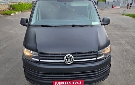 Volkswagen Transporter T6 рестайлинг, 2019 год, 2 750 000 рублей, 5 фотография
