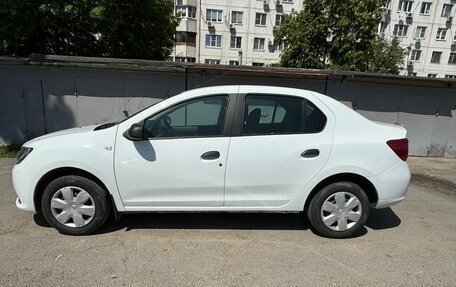 Renault Logan II, 2017 год, 1 600 000 рублей, 7 фотография