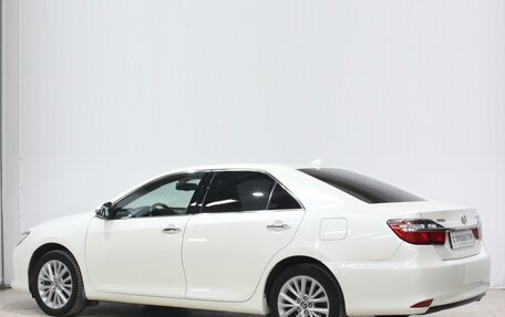 Toyota Camry, 2017 год, 2 240 000 рублей, 7 фотография
