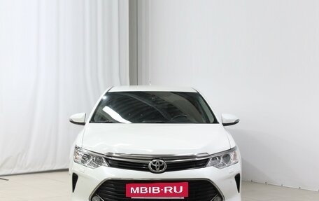 Toyota Camry, 2017 год, 2 240 000 рублей, 2 фотография