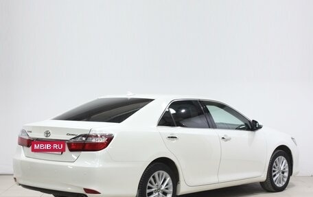 Toyota Camry, 2017 год, 2 240 000 рублей, 5 фотография