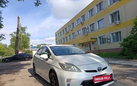 Toyota Prius, 2013 год, 1 240 000 рублей, 1 фотография