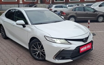 Toyota Camry, 2021 год, 2 470 000 рублей, 1 фотография