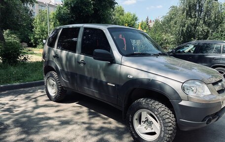 Chevrolet Niva I рестайлинг, 2016 год, 650 000 рублей, 3 фотография