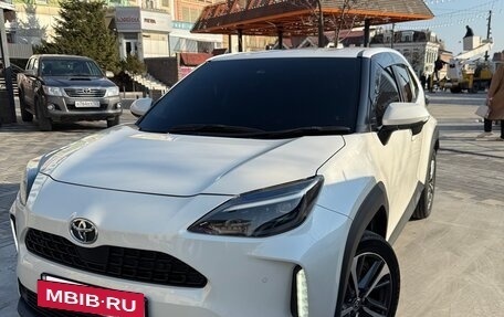 Toyota Yaris Cross, 2021 год, 2 100 000 рублей, 13 фотография