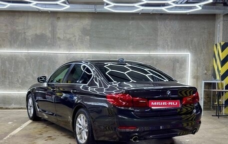 BMW 5 серия, 2017 год, 2 700 000 рублей, 7 фотография