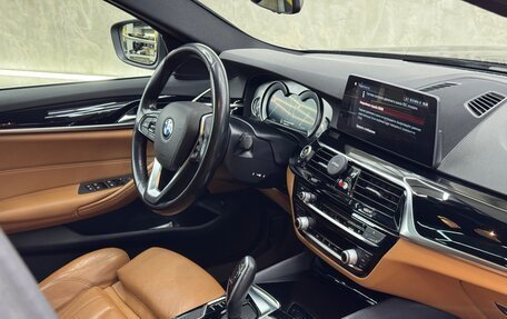 BMW 5 серия, 2017 год, 2 700 000 рублей, 13 фотография