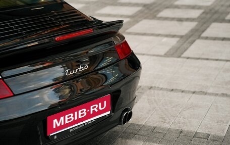 Porsche 911, 2002 год, 8 000 000 рублей, 10 фотография