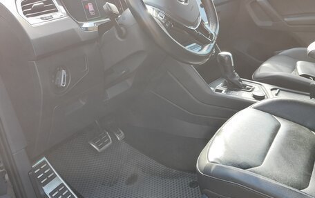 Volkswagen Tiguan II, 2019 год, 2 000 000 рублей, 7 фотография