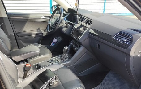 Volkswagen Tiguan II, 2019 год, 2 000 000 рублей, 6 фотография