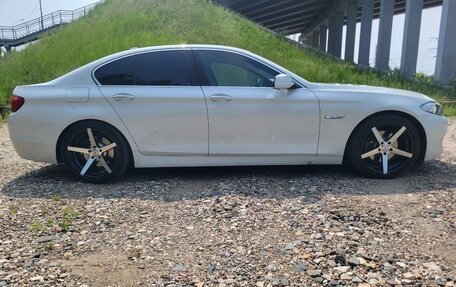 BMW 5 серия, 2012 год, 2 250 000 рублей, 3 фотография