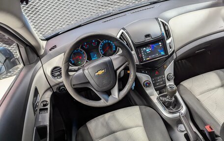 Chevrolet Cruze II, 2013 год, 680 000 рублей, 28 фотография