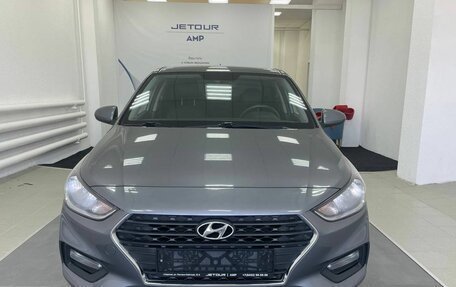 Hyundai Solaris II рестайлинг, 2019 год, 1 385 000 рублей, 2 фотография