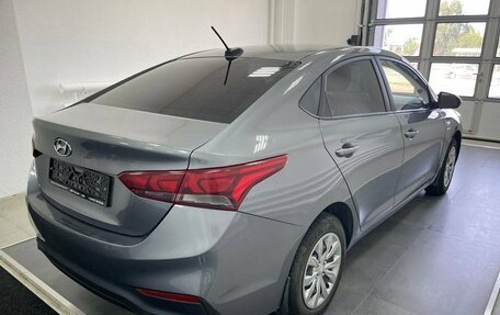 Hyundai Solaris II рестайлинг, 2019 год, 1 385 000 рублей, 5 фотография