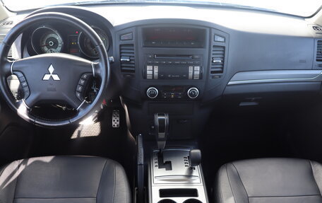 Mitsubishi Pajero IV, 2013 год, 1 920 000 рублей, 9 фотография