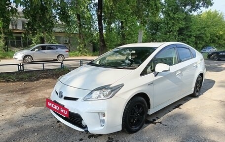 Toyota Prius, 2013 год, 1 240 000 рублей, 6 фотография