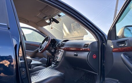 Toyota Avensis III рестайлинг, 2005 год, 860 000 рублей, 20 фотография