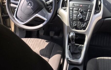 Opel Astra J, 2012 год, 780 000 рублей, 13 фотография
