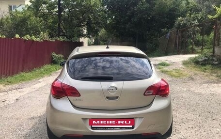Opel Astra J, 2012 год, 780 000 рублей, 6 фотография
