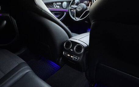 Mercedes-Benz E-Класс, 2021 год, 4 350 000 рублей, 11 фотография