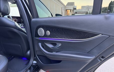 Mercedes-Benz E-Класс, 2021 год, 4 350 000 рублей, 10 фотография