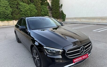 Mercedes-Benz E-Класс, 2021 год, 4 350 000 рублей, 14 фотография