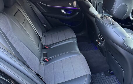 Mercedes-Benz E-Класс, 2021 год, 4 350 000 рублей, 25 фотография