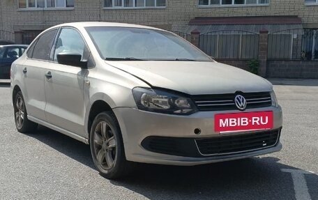 Volkswagen Polo VI (EU Market), 2011 год, 500 000 рублей, 5 фотография