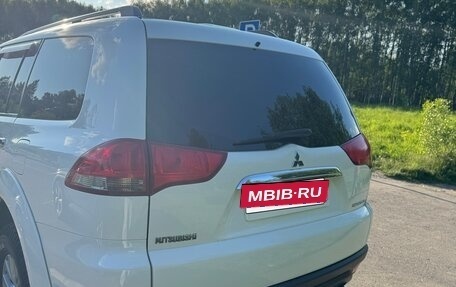 Mitsubishi Pajero Sport II рестайлинг, 2014 год, 2 600 000 рублей, 4 фотография