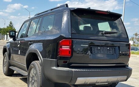 Toyota Land Cruiser Prado, 2024 год, 7 800 000 рублей, 4 фотография