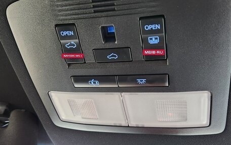 Toyota Harrier, 2017 год, 3 450 000 рублей, 23 фотография