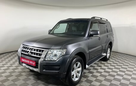 Mitsubishi Pajero IV, 2015 год, 2 297 000 рублей, 1 фотография