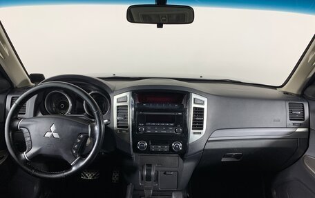 Mitsubishi Pajero IV, 2015 год, 2 297 000 рублей, 13 фотография