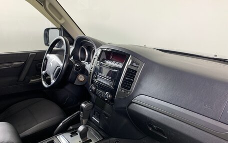 Mitsubishi Pajero IV, 2015 год, 2 297 000 рублей, 14 фотография