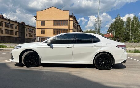 Toyota Camry, 2021 год, 3 375 000 рублей, 3 фотография